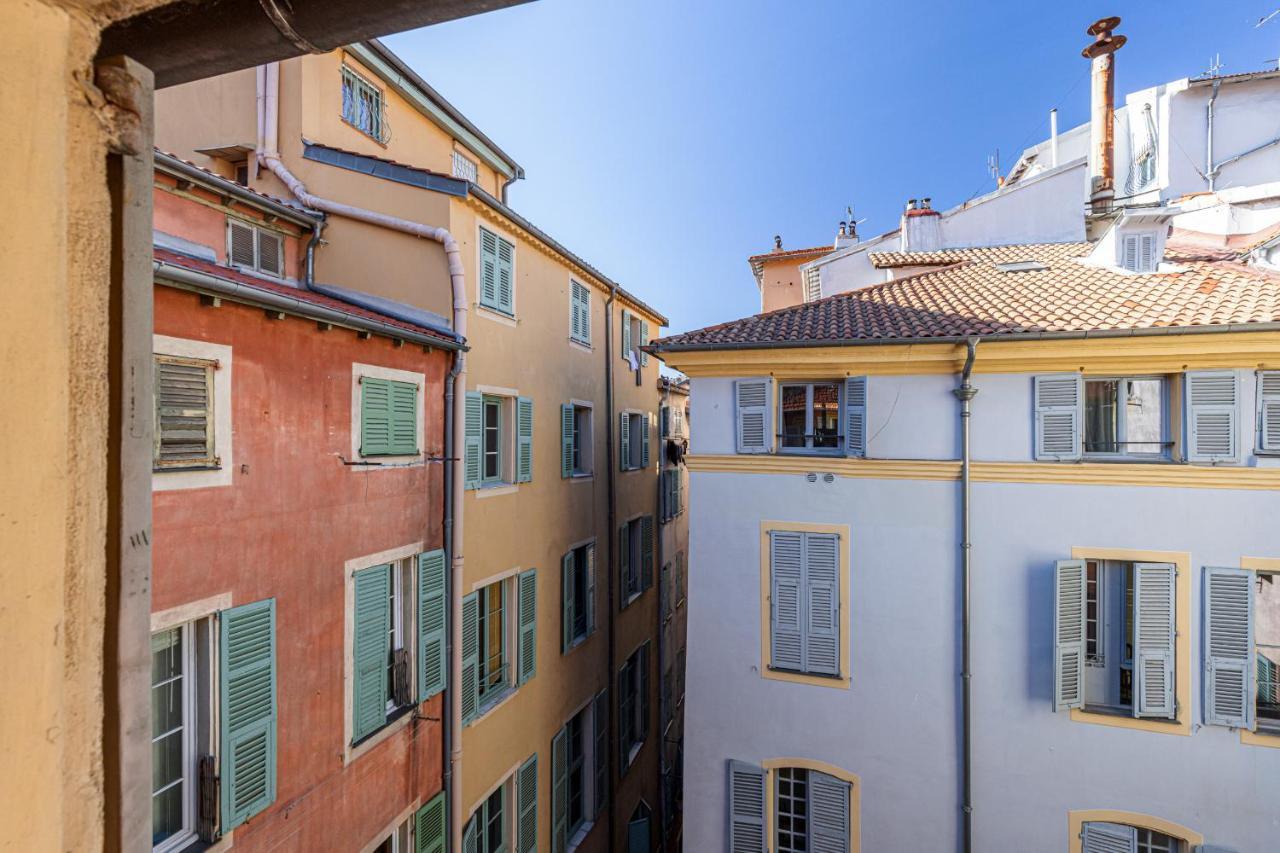 Spacious 2 Bdr Old Town Heart Ницца Экстерьер фото