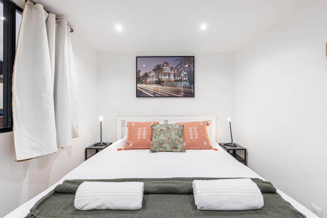 Spacious 2 Bdr Old Town Heart Ницца Экстерьер фото